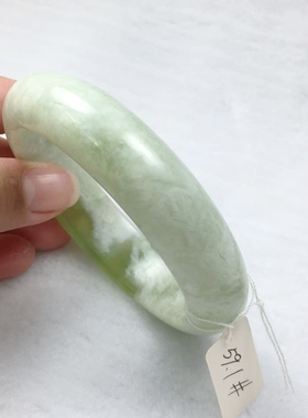 天然岫玉正圈手镯59.1口三家子
