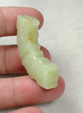 和田玉黄白老玉毛衣链吊坠