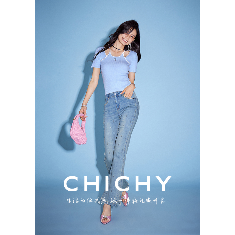 CHICHY烫钻设计感别致微喇牛仔裤女四季款高腰显瘦浅蓝色长裤子