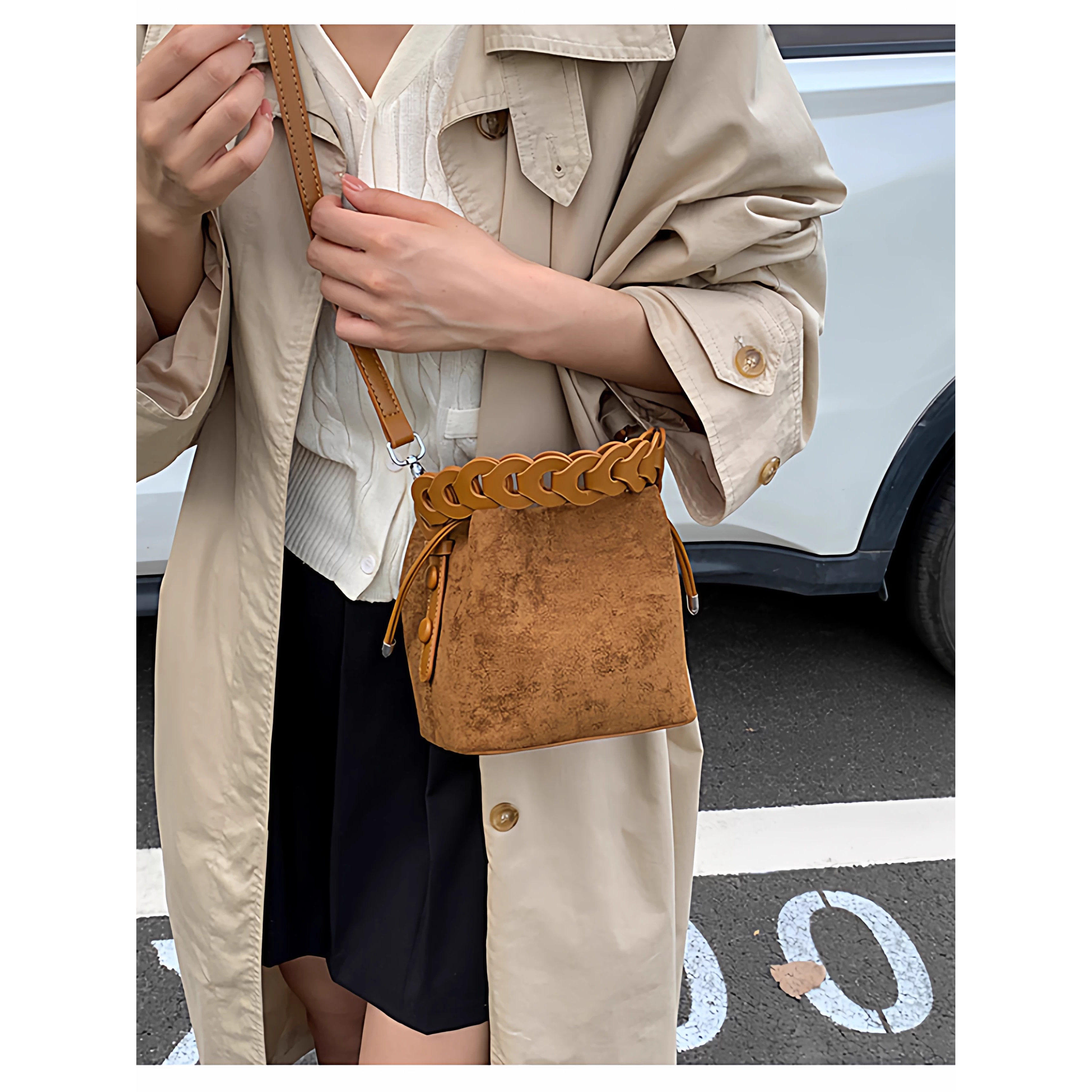 泡芙小姐小众复古麂皮绒精致水桶包女日常百搭斜挎单肩手提包冬季,淘宝优惠券,粉丝福利购,淘宝优惠卷