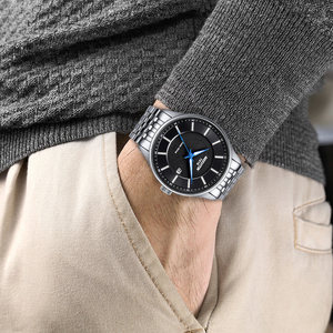 玛斯威顿光动能手表男高级感商务休闲夜光防水时尚太阳能手表男款