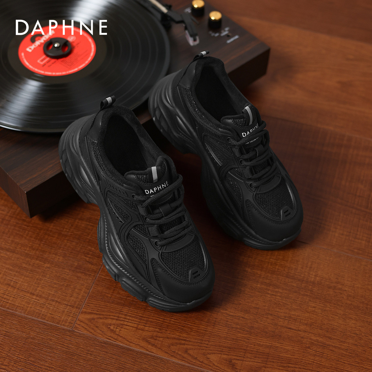 达芙妮厚底休闲鞋女2026年新款冬季加绒增高老爹鞋黑色百搭运动鞋,淘宝优惠券,粉丝福利购,淘宝优惠卷