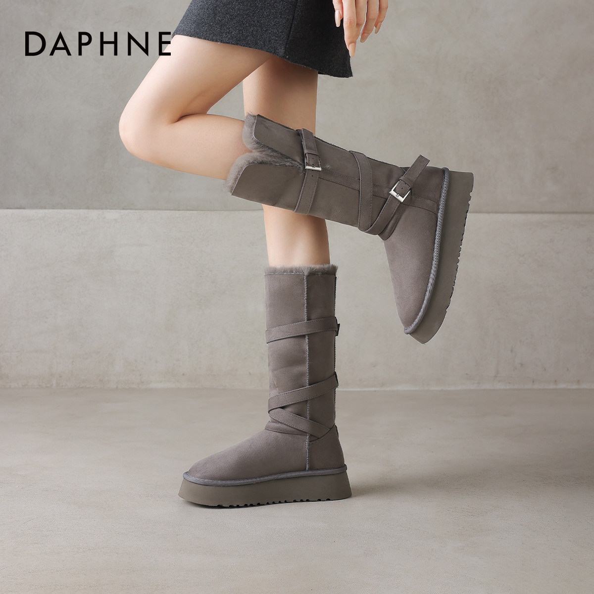 达芙妮厚底雪地靴女冬季2026新款长筒保暖棉靴子加绒加厚东北棉鞋,淘宝优惠券,粉丝福利购,淘宝优惠卷