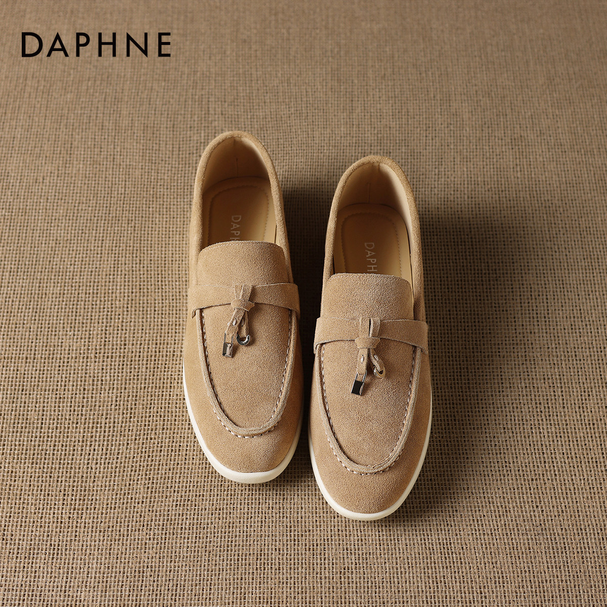 达芙妮老钱风乐福鞋子女2026新款平底单鞋一脚蹬秋冬厚底豆豆皮鞋,淘宝优惠券,粉丝福利购,淘宝优惠卷