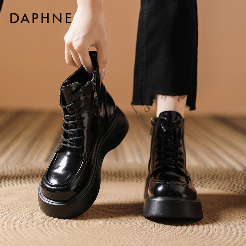 达芙妮马丁靴女2023秋冬款炸街小短靴复古骑士靴英伦风爆款靴子女,淘宝优惠券,粉丝福利购,淘宝优惠卷