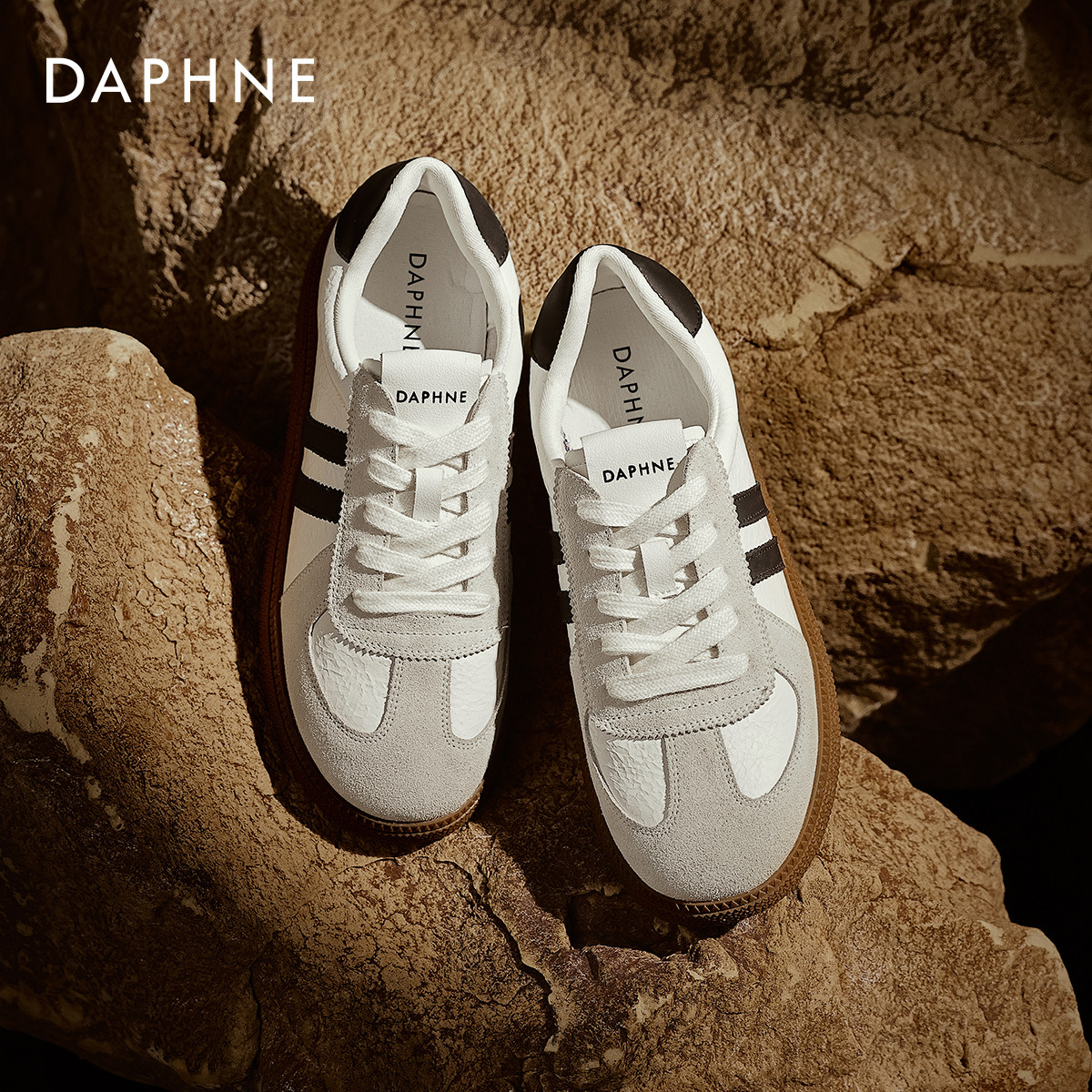 达芙妮德训鞋女款2025新款秋冬平底板鞋阿甘百搭小白鞋休闲运动鞋,淘宝优惠券,粉丝福利购,淘宝优惠卷