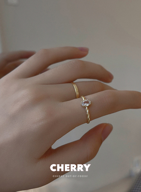 金色高级感时尚日式轻奢锆石戒指