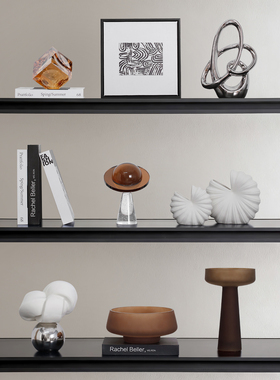 诚艺别墅艺术设计高级感轻奢客厅