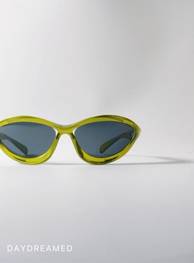 环绕设计猫眼曲线镂空太阳眼镜