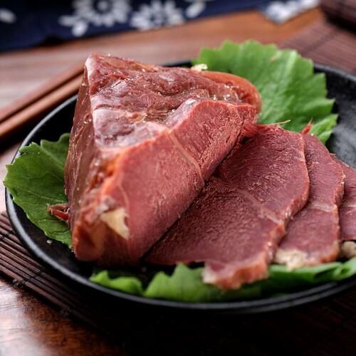 【熟牛肉】内蒙古酱牛肉健身五香黄牛腱子肉熟食真空卤味开袋即食 - 图1