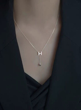 纯银项链女高级设计感小众H字母锁骨链2023年新款生日礼物送女友