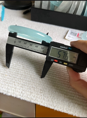 蓝水冰种海蓝宝玉镯晴水底天青冻镯子天空蓝翡翠色石英岩玉手镯