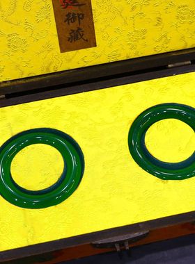 珍藏大清乾隆御制漆器盒