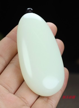 新疆和田玉手把件挂羊脂白