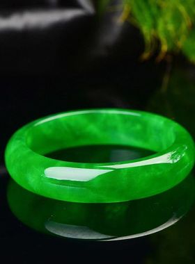 扁条石英岩玉石绿色手镯