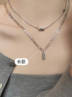 双层叠戴字母方牌项链女小众设计高级感锁骨链冷淡风高级感颈链