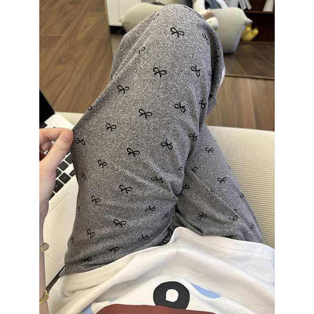You can wear home trousers on the outside in spring and autumn new style kt cat prints on the outside. You can wear single-piece walk pants on the outside in summer pajamas trousers on the outside.