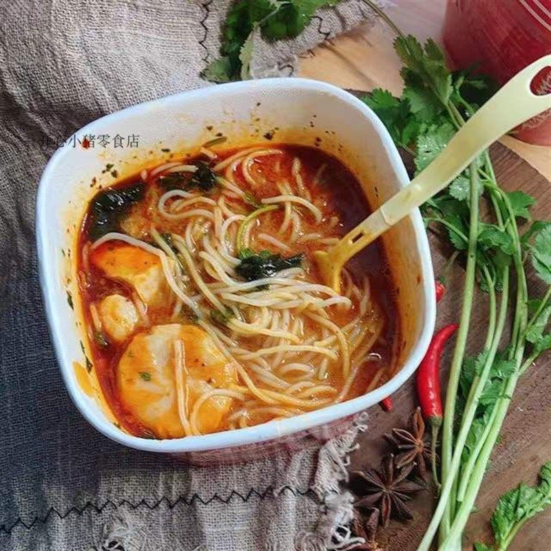 远味大碗麻辣烫3盒装q6桶装方便速食带料包东北特产水煮面条,淘宝优惠券,粉丝福利购,淘宝优惠卷