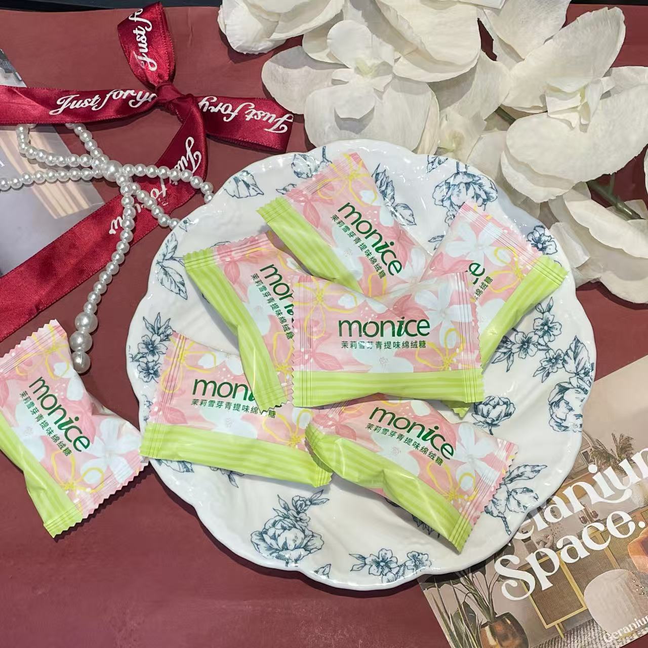 monice茉萘茉莉雪芽青提味綿绒糖高颜值结婚喜糖散装休闲零食糖果 - 图3