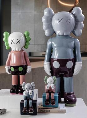 装饰卡通客厅kaws公仔暴力熊大摆件落地画挂芝麻街潮牌存钱罐创意