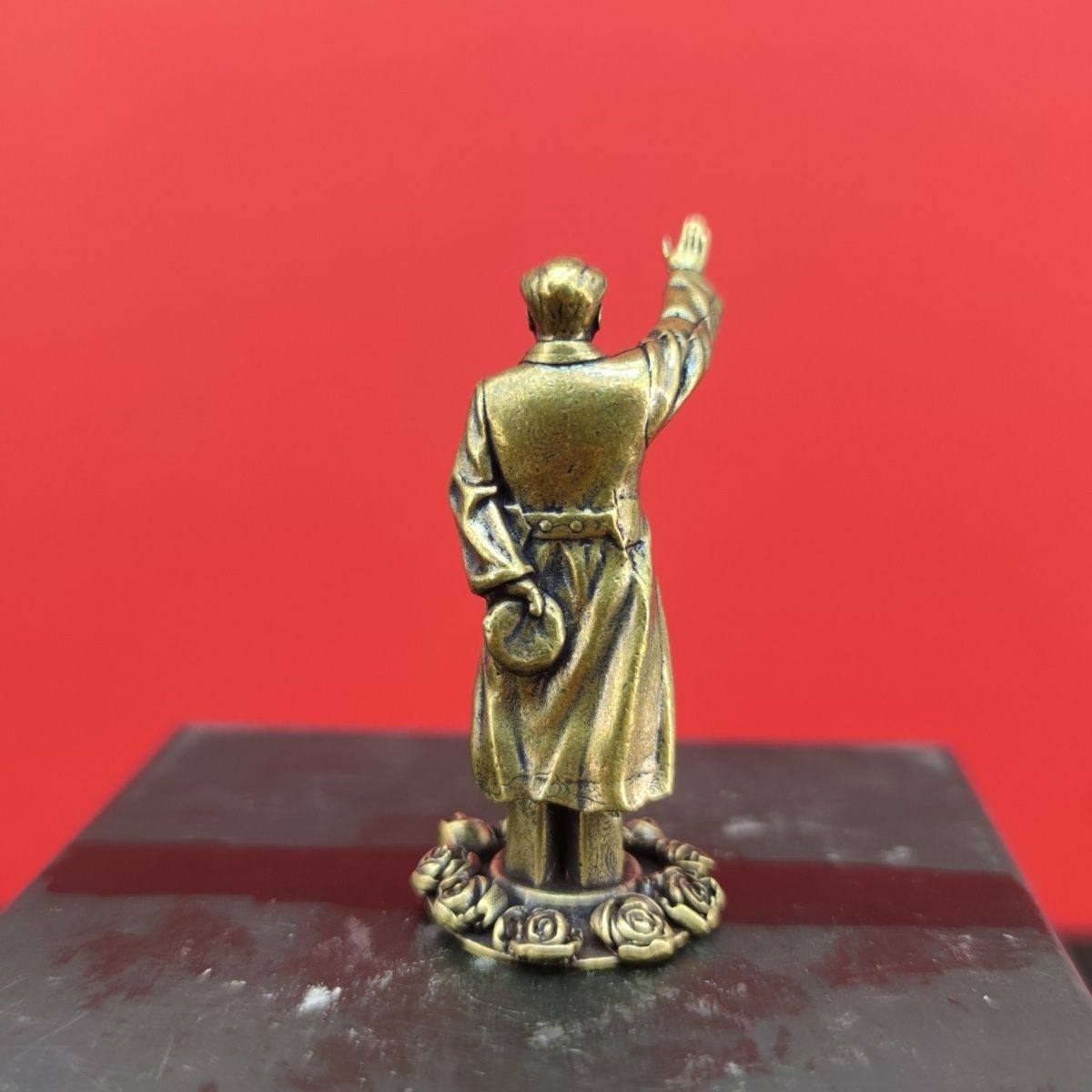 黄铜东方红太阳教员毛主席桌面摆件伟人金属雕像毛泽东办公室家居,淘宝优惠券,粉丝福利购,淘宝优惠卷