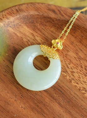 S925银镶新疆和田玉羊脂白玉偏心扣玉石吊坠挂件女款时尚气质玉坠