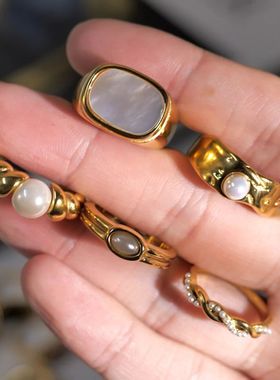 Youthway Stainless Steel Geometric Fashion Ring Gold Plated