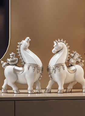 2026新款马年吉祥物马上有钱马上发财办公室桌面小摆件年会送客户