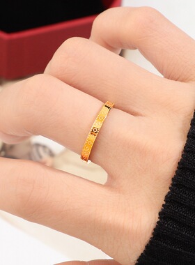 新款高级感小众时尚简约素圈四叶花万花筒戒指气质轻奢百搭指环