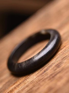 披毛犀情侣黑金竹丝纹戒指跑环