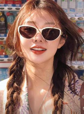 2025新款户外猫眼太阳眼镜白色爬山高级感旅游拍照防晒抗UV太阳眼