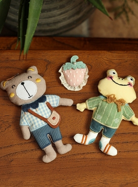 可爱卡通布艺青蛙小熊草莓公仔
