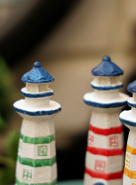 复古风迷你彩色手绘条纹灯塔摆件