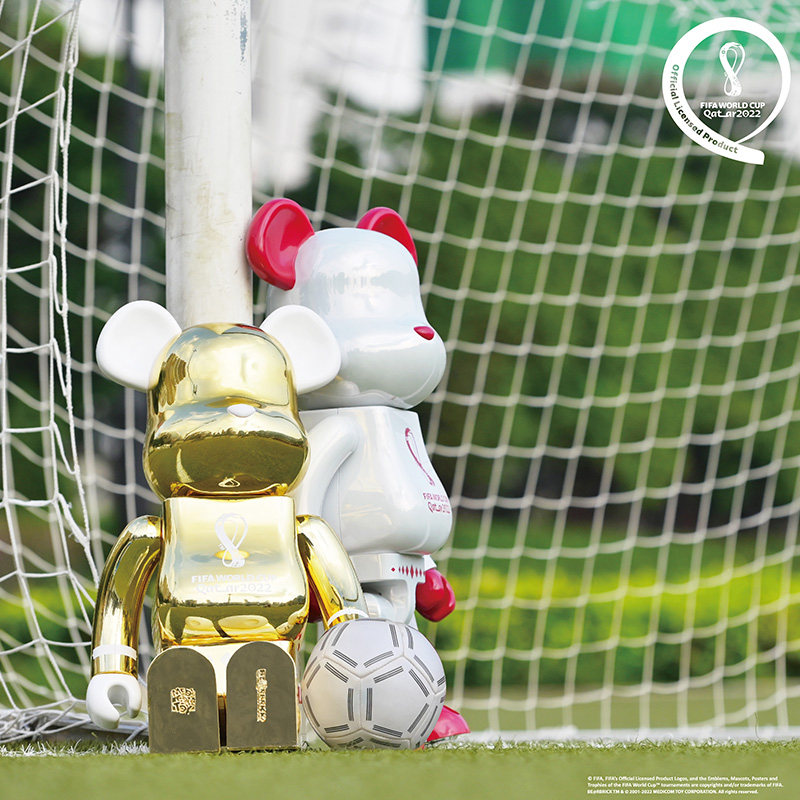 TOPTOY积木熊1000%世界杯联名款大体摆件BUZZ×KIKS联名大体,淘宝优惠券,粉丝福利购,淘宝优惠卷