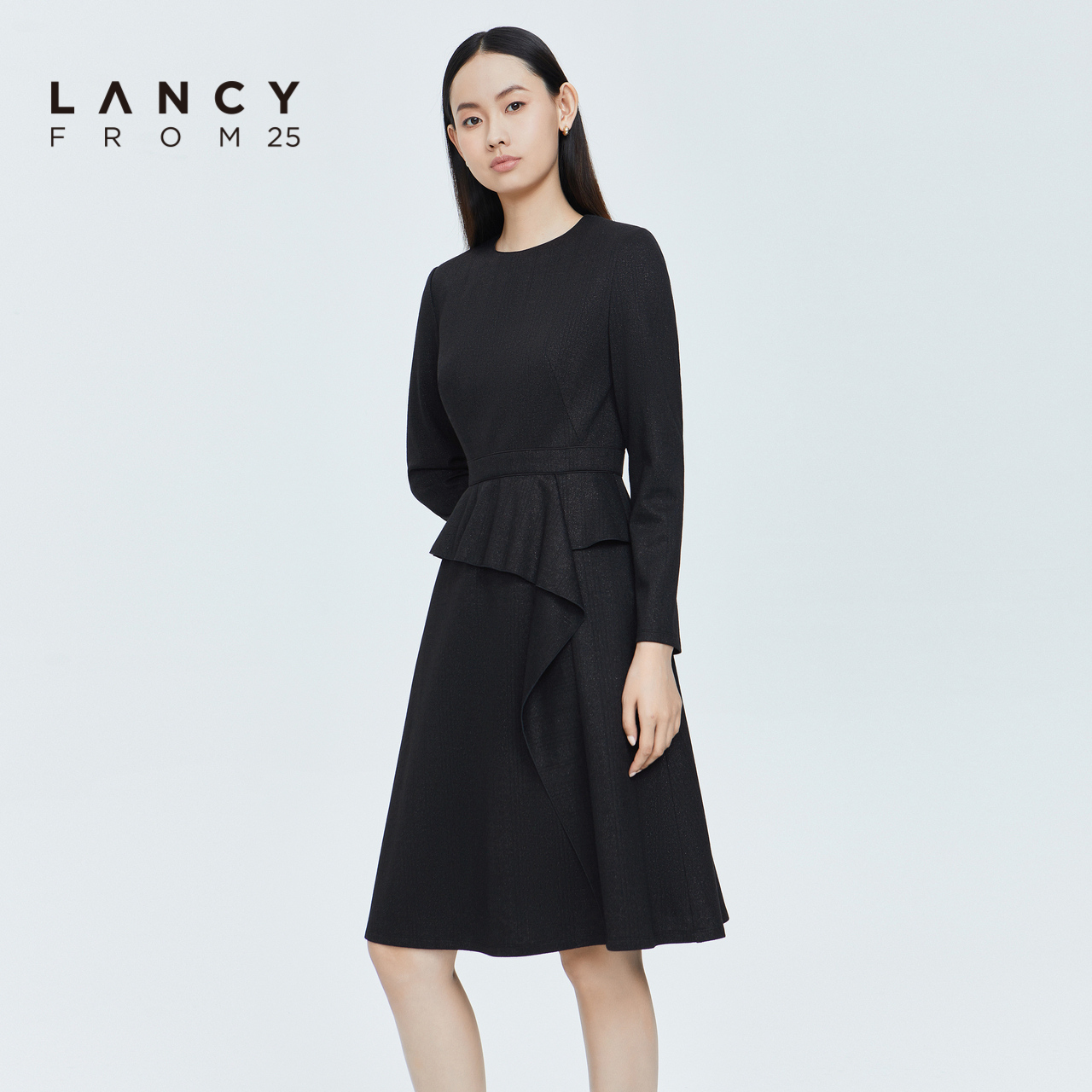 LANCY/悦朗姿2022冬季新款收腰连衣裙子女修身显瘦女士通勤裙子