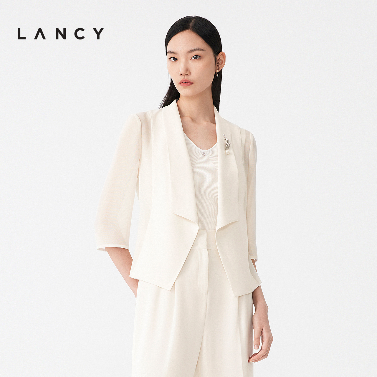 LANCY/朗姿夏季三醋酸七分袖西装外套女白色休闲设计感气质西服