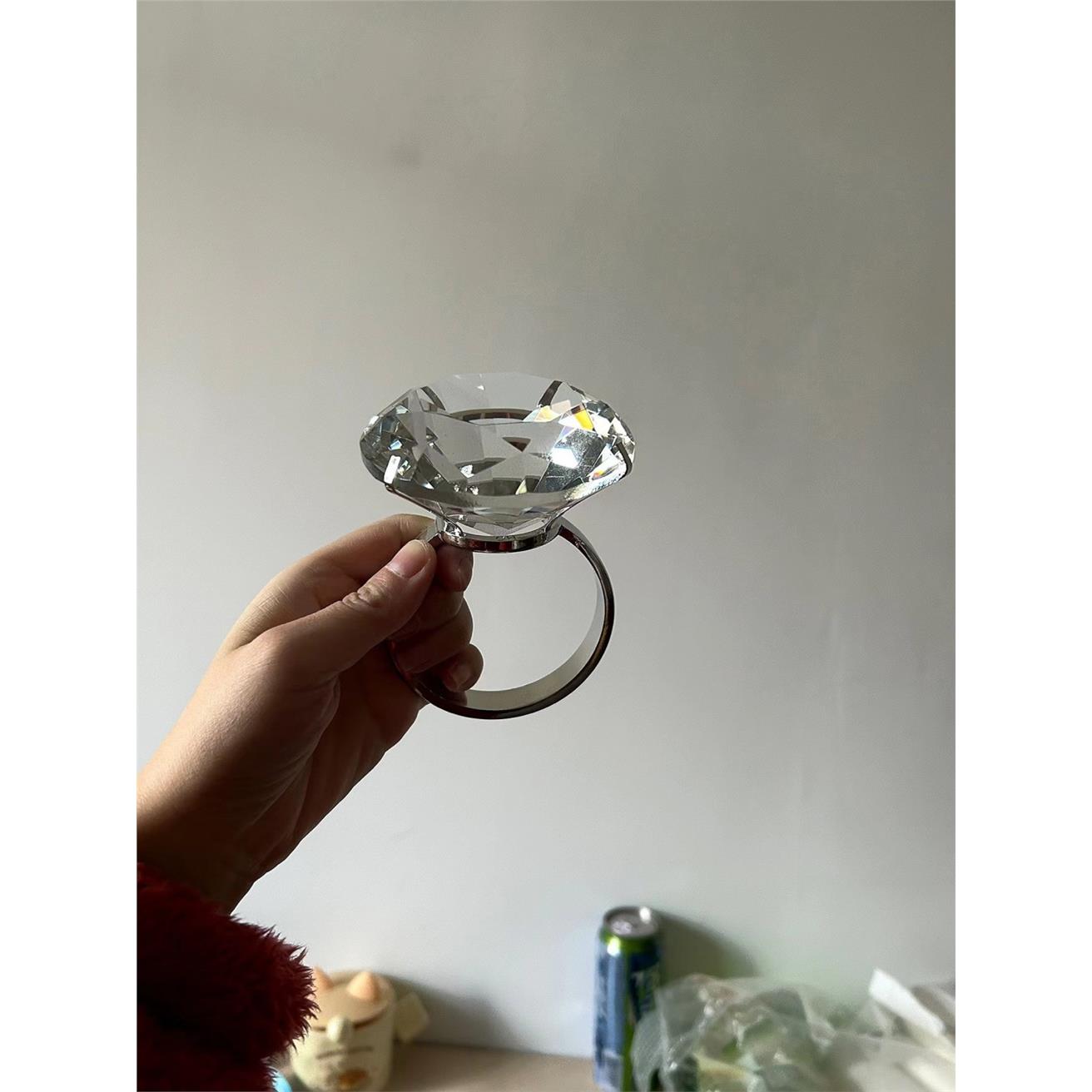 Funny big imitation diamond ring refers to Valentine's Day
