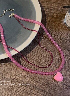 现货甜妹粉色爱心串珠项链女款轻奢小众设计感高级颈链首饰品2024
