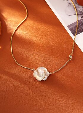 清新甜美山茶花吊坠项链高级感