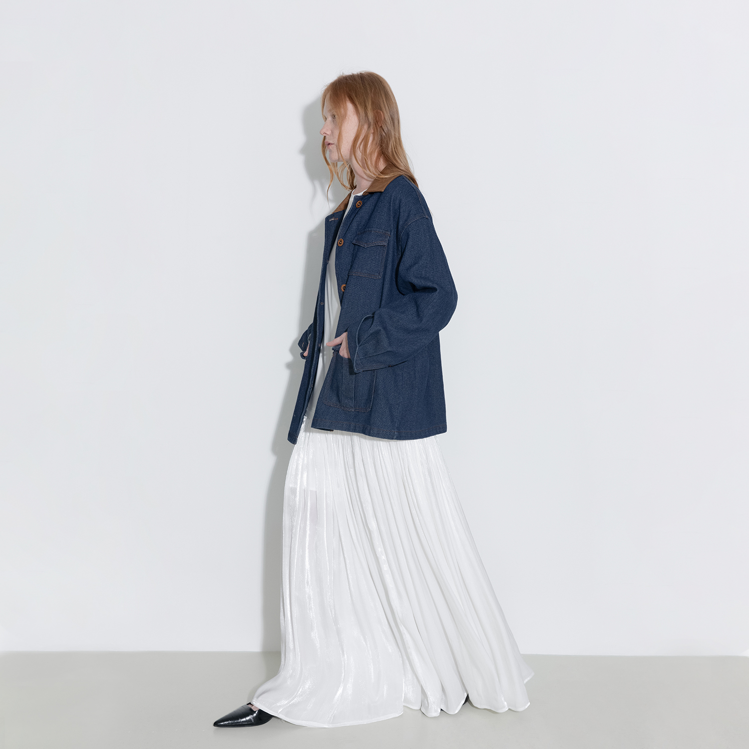 CUBIC英伦佚事 巴恩风复古麂皮领口撞色纽扣式工装牛仔外套 - 图2