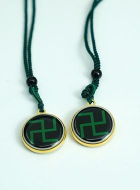 双面金色万字滴胶小吊坠挂件