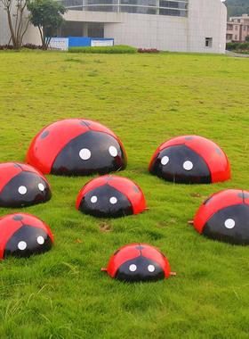 户外仿真动物七星瓢虫玻璃钢雕塑幼儿园小区园林景观草坪甲虫摆件