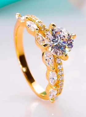 D色莫桑石香槟四爪钻戒