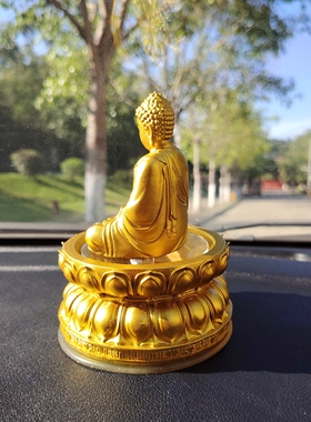 2025新款创意太阳能汽车装饰摆件