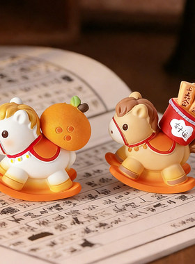 马年树脂吉祥物桌面摆件