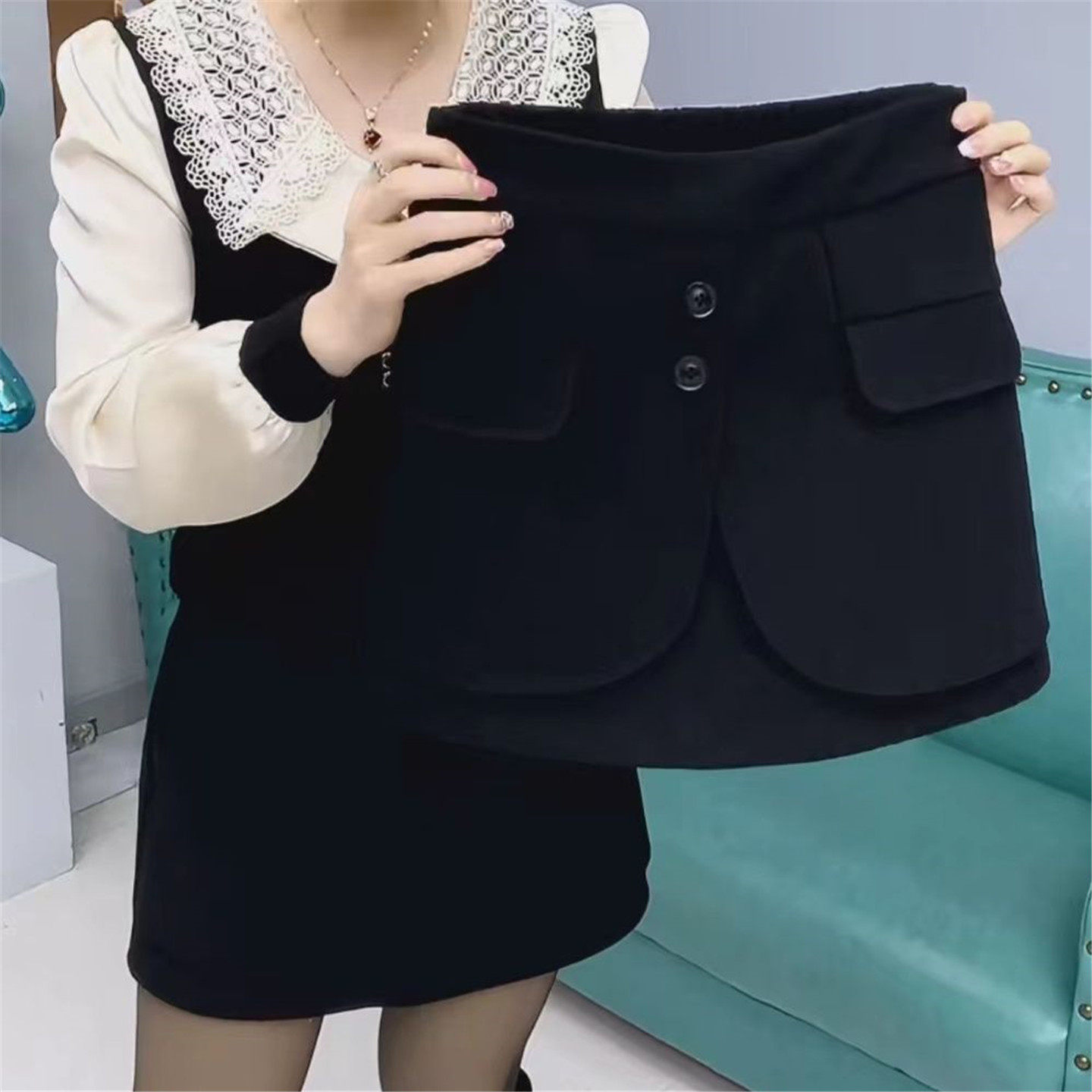 2025新款时尚百搭A字短裙女秋冬季外穿胖妈妈遮肚显瘦黑色短裤子,淘宝优惠券,粉丝福利购,淘宝优惠卷
