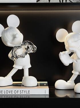 比心米奇公仔摆件雕塑客厅房间家居装饰品玄关软装银色手办轻奢