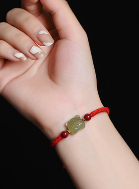 厂家和田玉十二生肖兔老虎猴猪红绳手链玉石手串女士儿童本命年