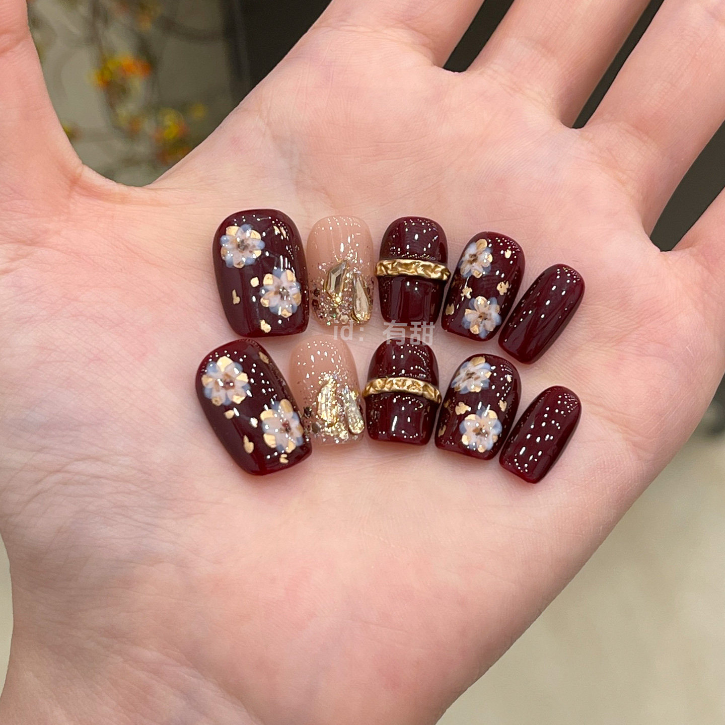 秋冬穿戴甲短款纯手工红色穿戴款美甲2025新款高级感绝美指甲贴片,淘宝优惠券,粉丝福利购,淘宝优惠卷