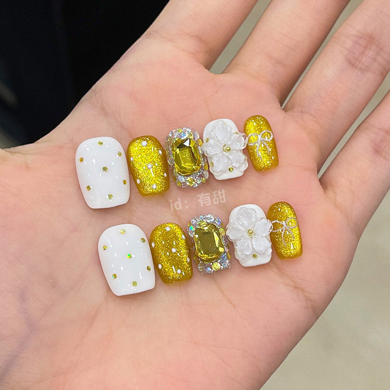 金色猫眼穿戴甲短款手工雕花穿戴美甲2025新款高质量爆款指甲贴片,淘宝优惠券,粉丝福利购,淘宝优惠卷